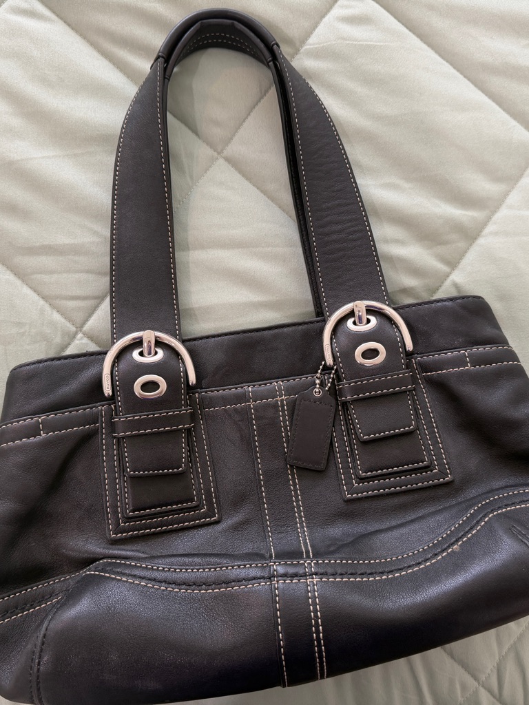 Coach Soho F10911 Vintage Black Y2k Leather Shoulder Bag Contrast Stitching